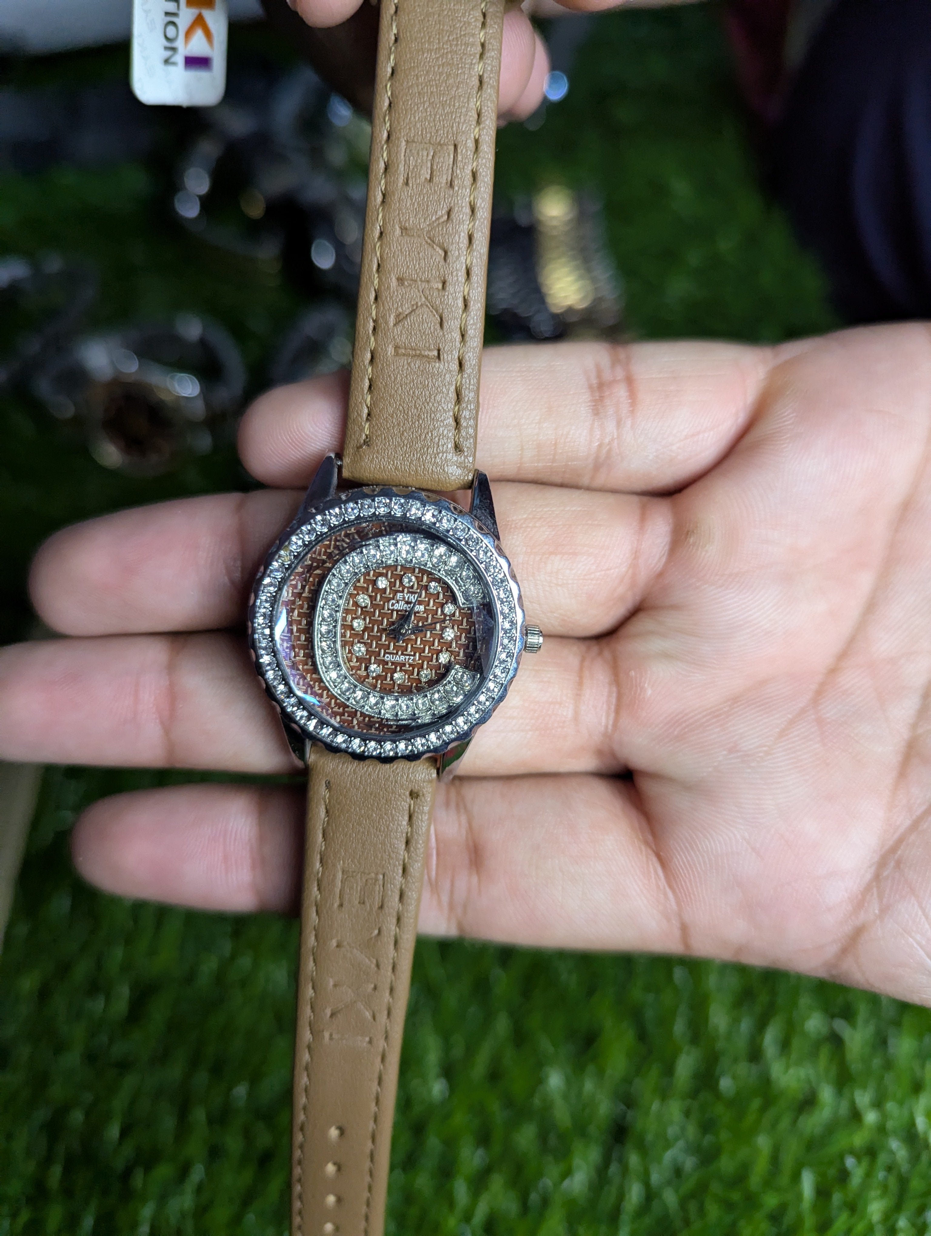 Hot Sales Hight Quanlity Exquisite Thin Leather Strap Watch for Women Ladies Wristwatch Elegant Quartz Female Watches